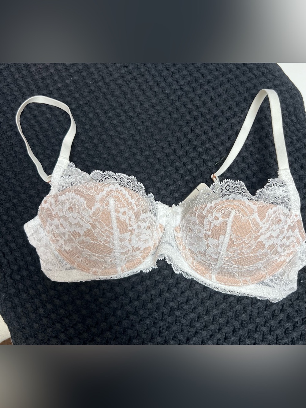 Skarlett Blue, White Lace Underwire Bra with Nude Lining